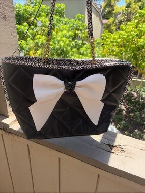 Betsey Johnson new Black Quilted Tote with White Bow Accent handbag frenchie